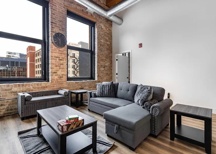 River North Rooftop With In And Out Parking 6 Apartment Chicago